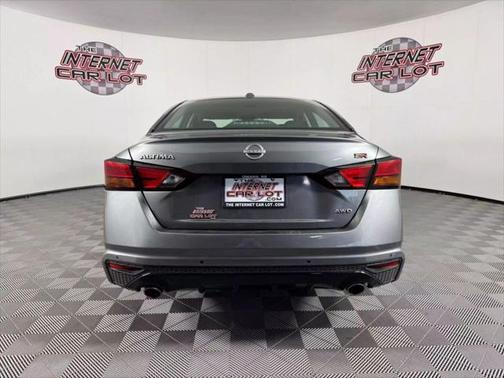 2023 Nissan Altima SR Intelligent AWD