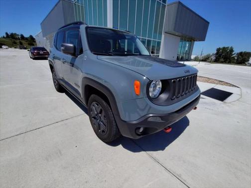 2017 Jeep Renegade Trailhawk