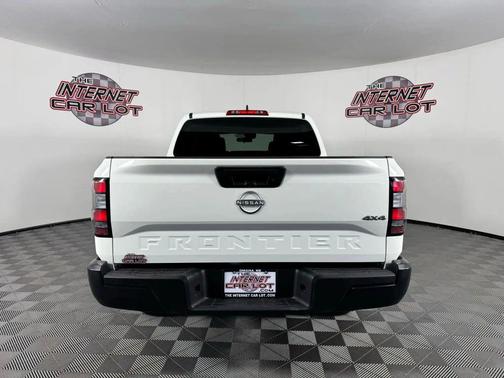 2024 Nissan Frontier S