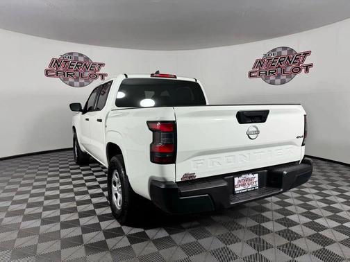2024 Nissan Frontier S