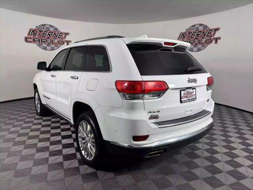2018 Jeep Grand Cherokee Summit