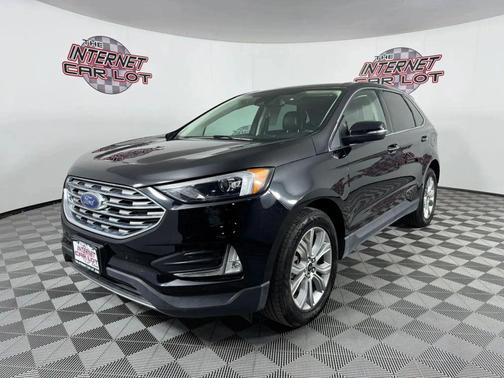 Agate Black Metallic 2023 Ford Edge Titanium
