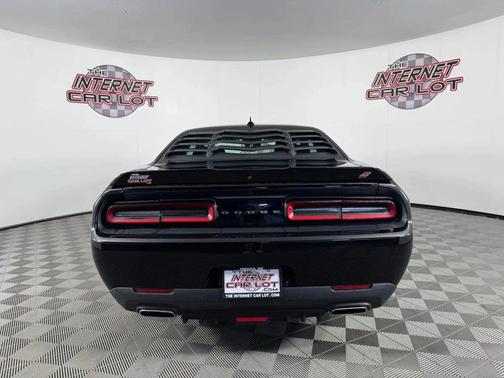 Pitch Black Clearcoat 2023 Dodge Challenger GT