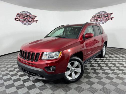 Deep Cherry Red Crystal Pearlcoat 2017 Jeep Compass Latitude