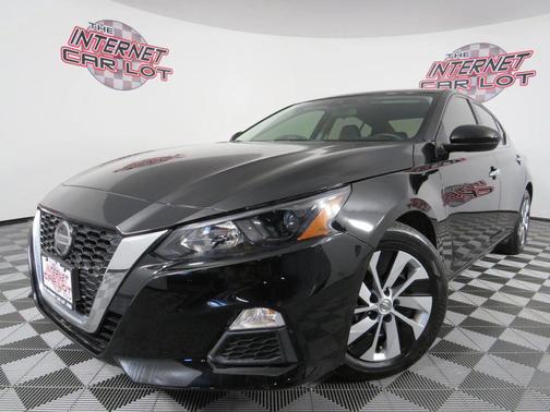 2022 Nissan Altima S FWD