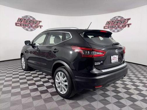 2021 Nissan Rogue Sport SV
