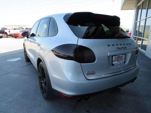 2012 Porsche Cayenne S