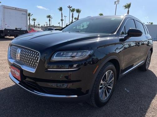 Photo 3 of 14 of 2021 Lincoln Nautilus Standard