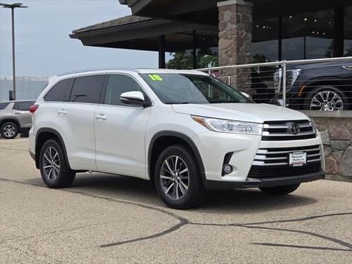 2018 Toyota Highlander SE