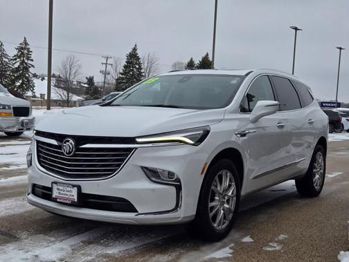 2023 Buick Enclave Essence AWD