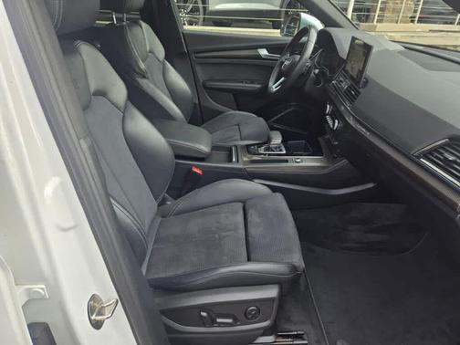 2022 Audi SQ5 3.0T Premium Plus