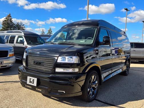 2025 GMC Savana 2500 Work Van