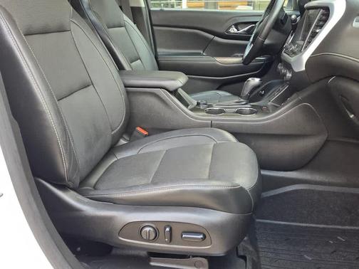 Summit White 2018 GMC Acadia SLT-1