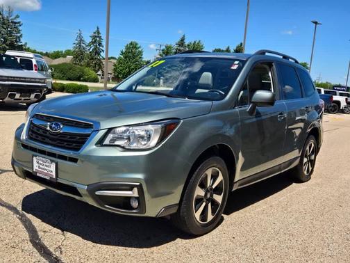 Green 2017 Subaru Forester 2.5i Limited