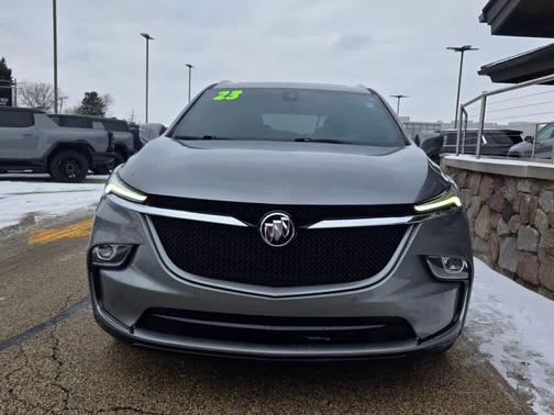 2023 Buick Enclave Essence AWD