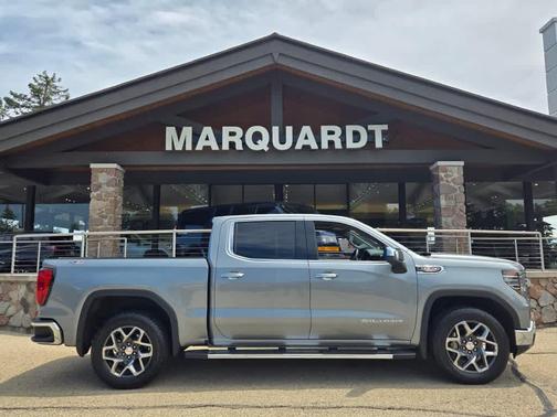 2024 GMC Sierra 1500 SLT