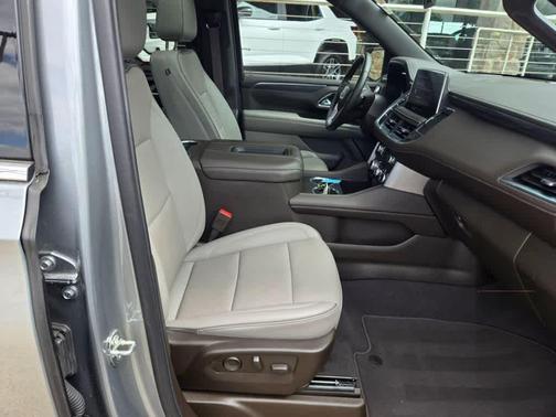Sterling Metallic 2024 GMC Yukon SLT
