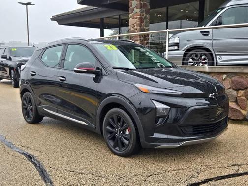 Mosaic Black Metallic 2023 Chevrolet Bolt EUV FWD Premier