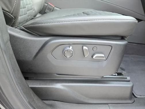 2023 Cadillac Escalade ESV Sport Platinum