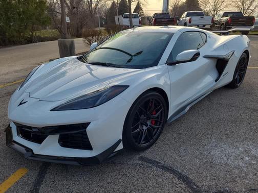 Arctic White 2024 Chevrolet Corvette Z06