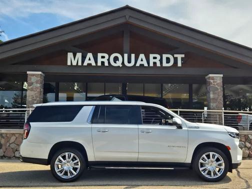2023 Chevrolet Suburban 4WD High Country