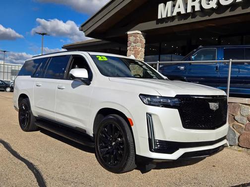 2023 Cadillac Escalade ESV Sport Platinum