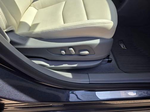 2023 Cadillac XT6 Premium Luxury AWD