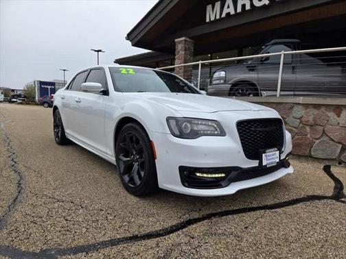 2022 Chrysler 300 S