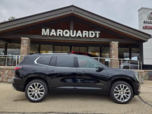 2025 GMC Acadia Denali