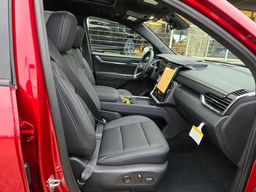 2025 GMC Acadia AWD Elevation