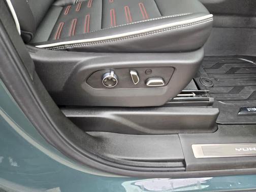 Midnight Pine 2025 GMC Yukon 4WD AT4 Ultimate