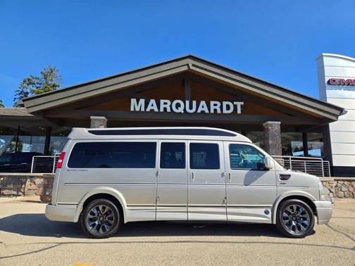 2024 GMC Savana 2500 Work Van