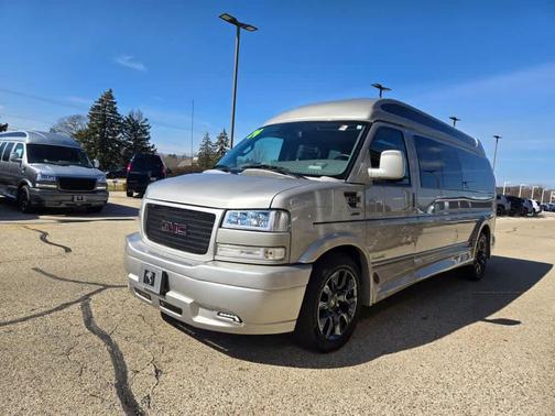 2024 GMC Savana 2500 Work Van