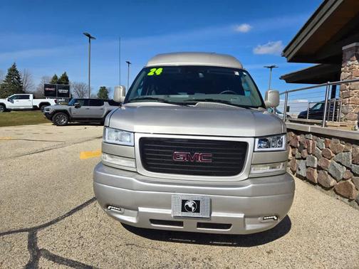 2024 GMC Savana 2500 Work Van
