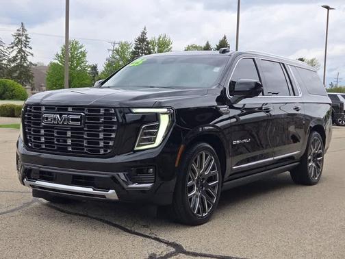 Onyx Black 2025 GMC Yukon XL Denali Ultimate