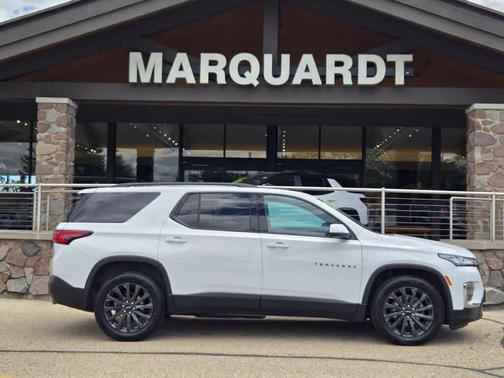 Summit White 2023 Chevrolet Traverse RS