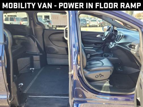 2019 Chrysler Pacifica Touring L