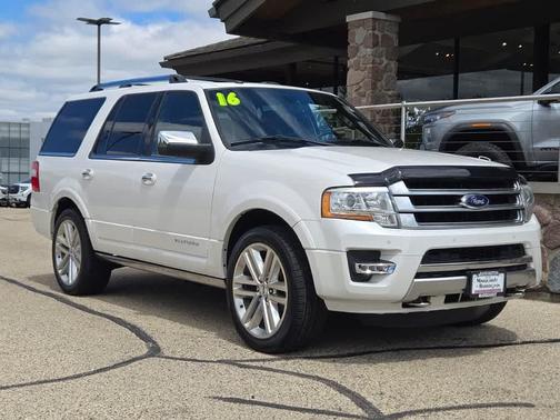 White 2016 Ford Expedition Platinum
