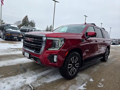 2022 GMC Yukon XL 4WD AT4
