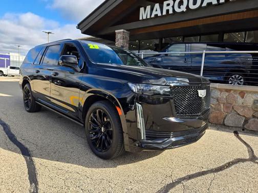 2023 Cadillac Escalade ESV Sport Platinum