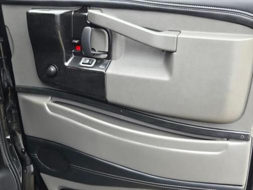 2017 Chevrolet Express 2500 Work Van