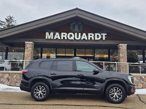 2024 GMC Acadia AWD AT4