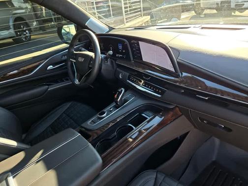 2022 Cadillac Escalade Sport Platinum