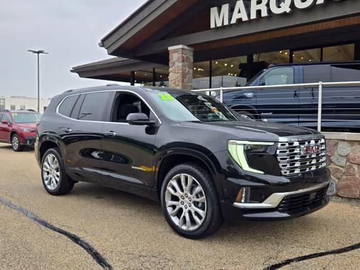 2025 GMC Acadia Denali