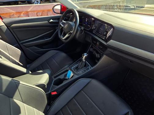 2023 Volkswagen Jetta 1.5T SE