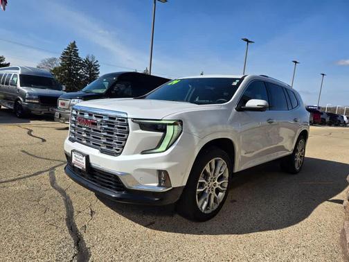 2024 GMC Acadia Denali