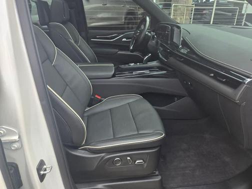 2024 Cadillac Escalade Sport