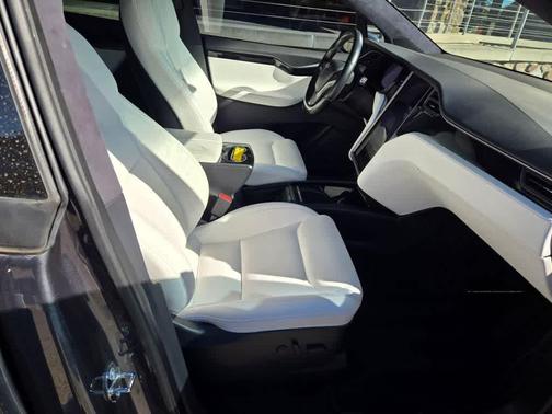 2020 Tesla Model X Long Range Dual Motor All-Wheel Drive