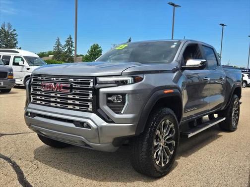 2023 GMC Canyon Denali