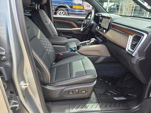 2023 GMC Canyon Denali